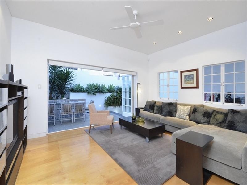 1/37 Maxwell Street, New Farm QLD 4005