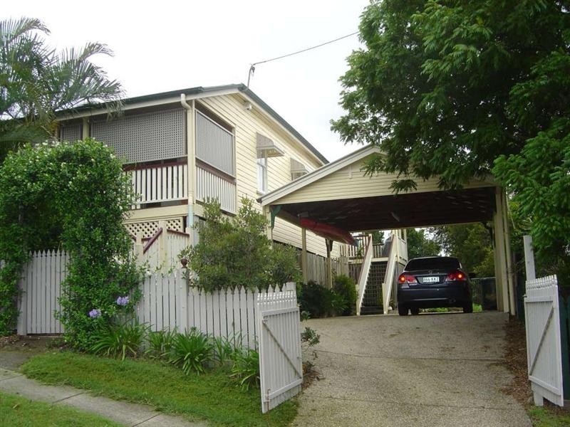 71 Coronation Street, Bardon QLD 4065