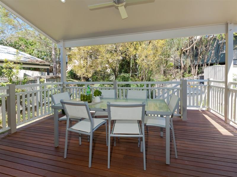 20 Knowles Street, Auchenflower QLD 4066