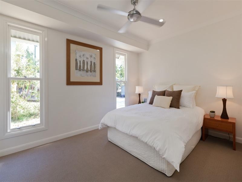 20 Knowles Street, Auchenflower QLD 4066