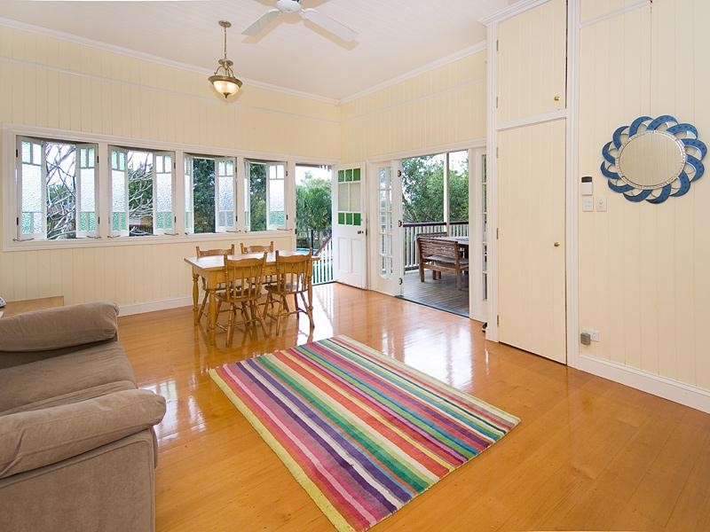 71 Coronation Street, Bardon QLD 4065