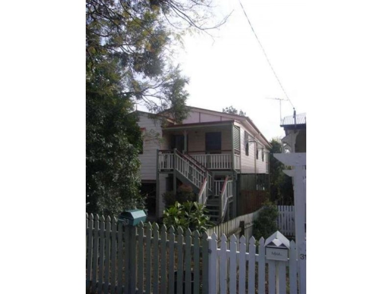 33 Daphne Street, Grange QLD 4051