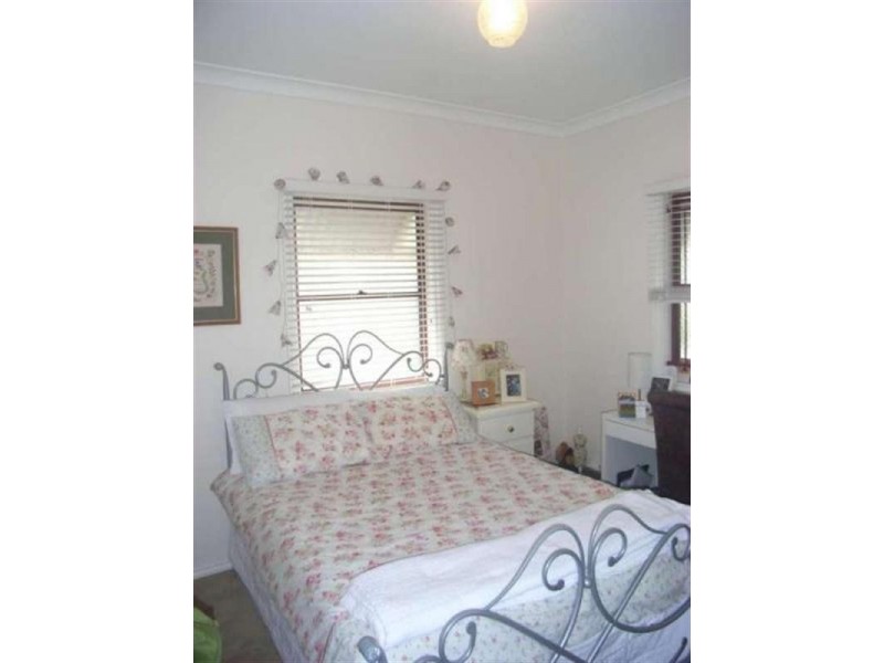 33 Daphne Street, Grange QLD 4051