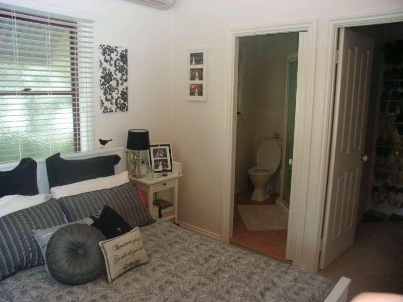 33 Daphne Street, Grange QLD 4051