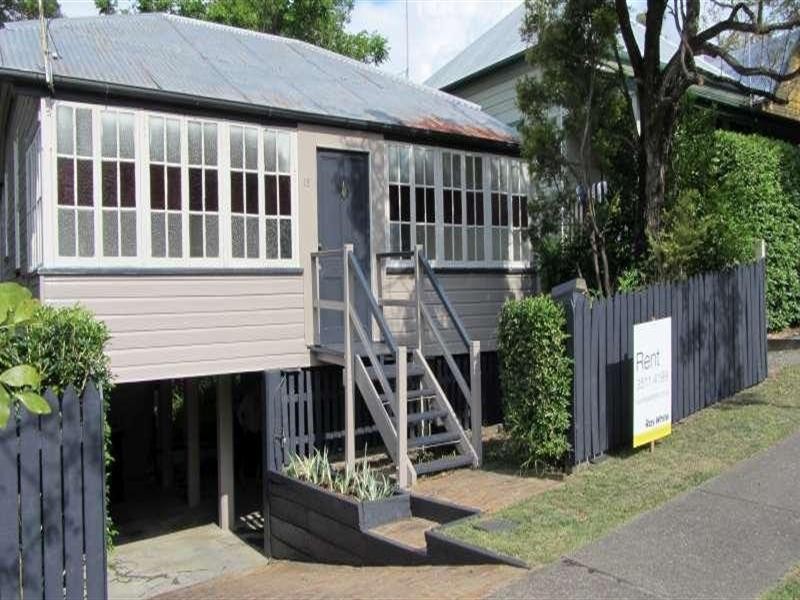 15 Burlington Street, East Brisbane QLD 4169