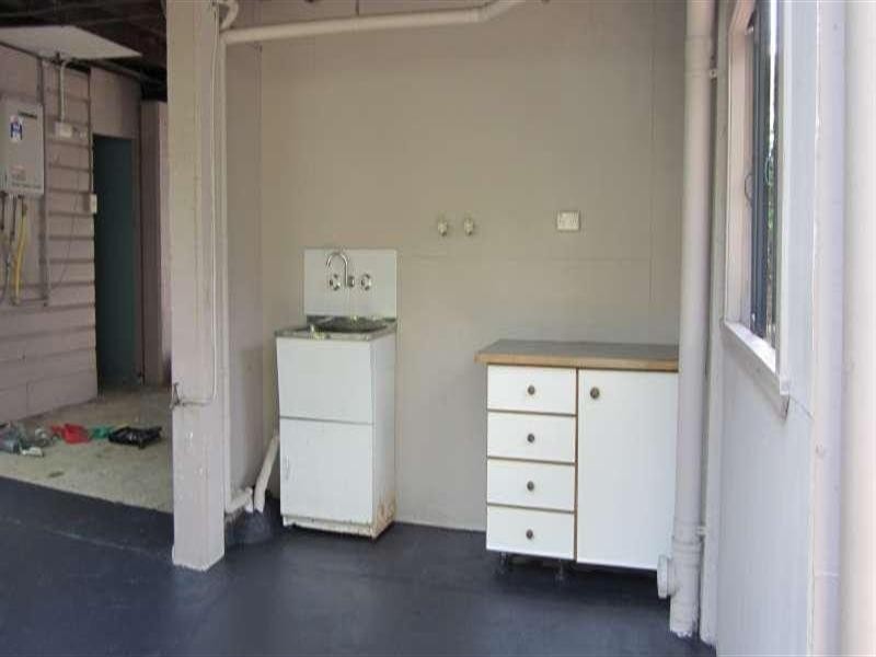 15 Burlington Street, East Brisbane QLD 4169