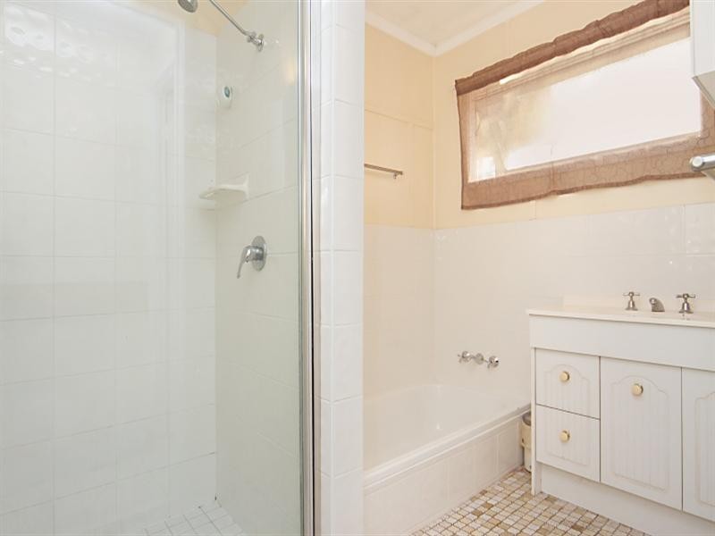 6 Fairseat Street, Bardon QLD 4065