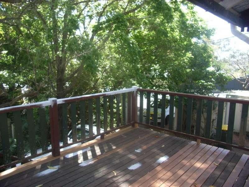 105 Simpsons Road, Bardon QLD 4065