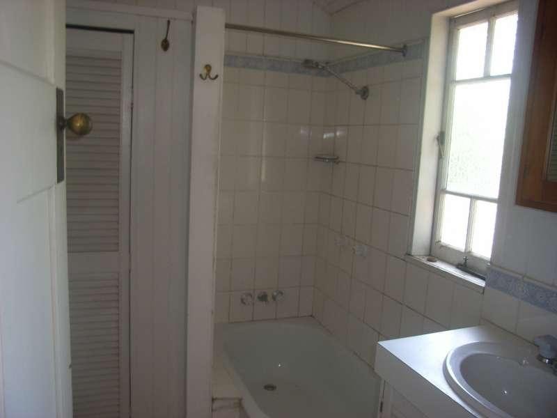 105 Simpsons Road, Bardon QLD 4065