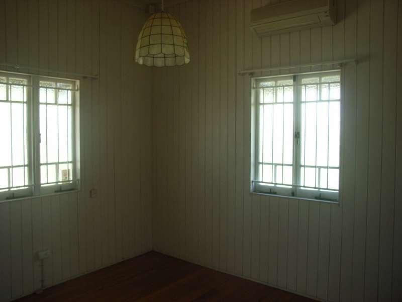 105 Simpsons Road, Bardon QLD 4065