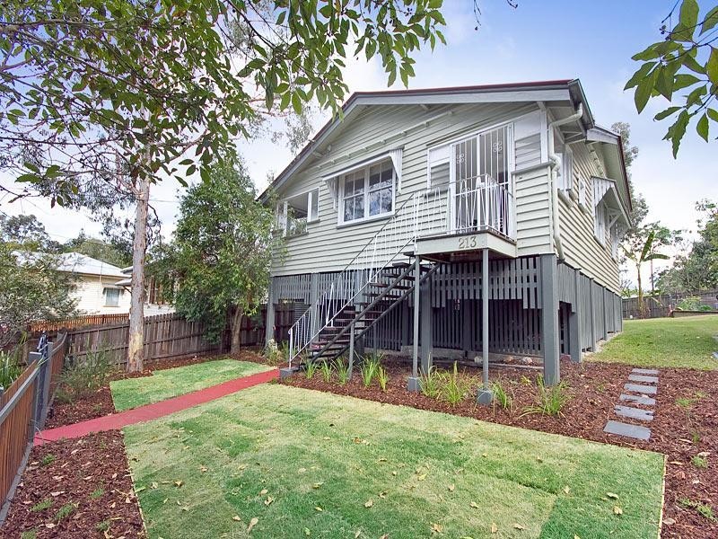 213 Boundary Road, Bardon QLD 4065
