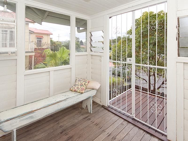 213 Boundary Road, Bardon QLD 4065