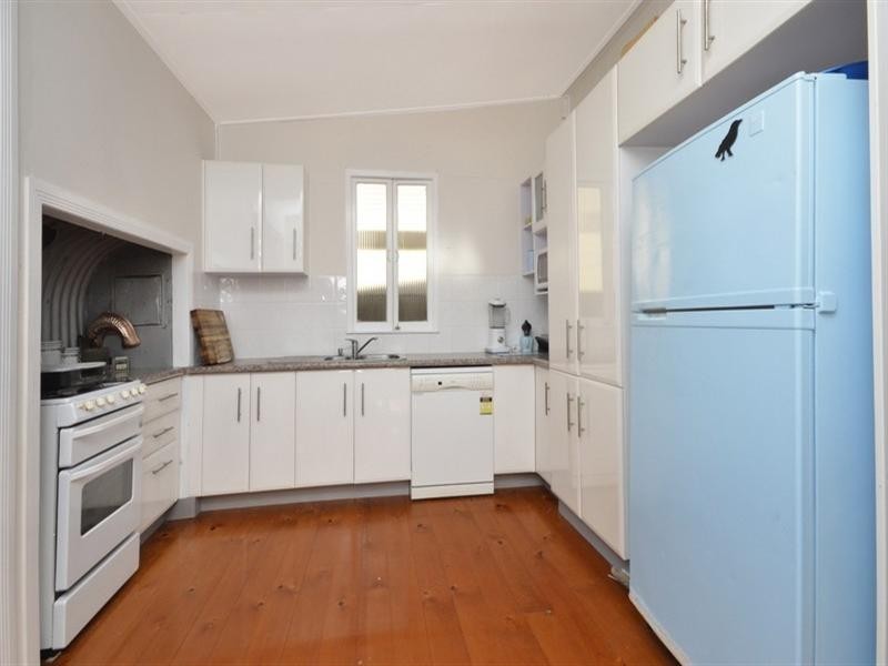 17 Coronation Street, Bardon QLD 4065