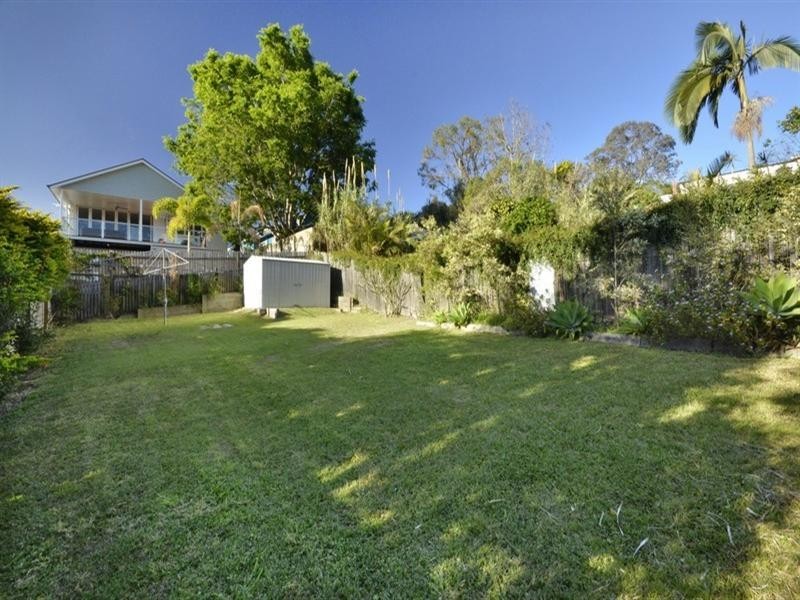 17 Coronation Street, Bardon QLD 4065