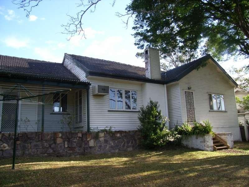 33 Nargong Street, The Gap QLD 4061