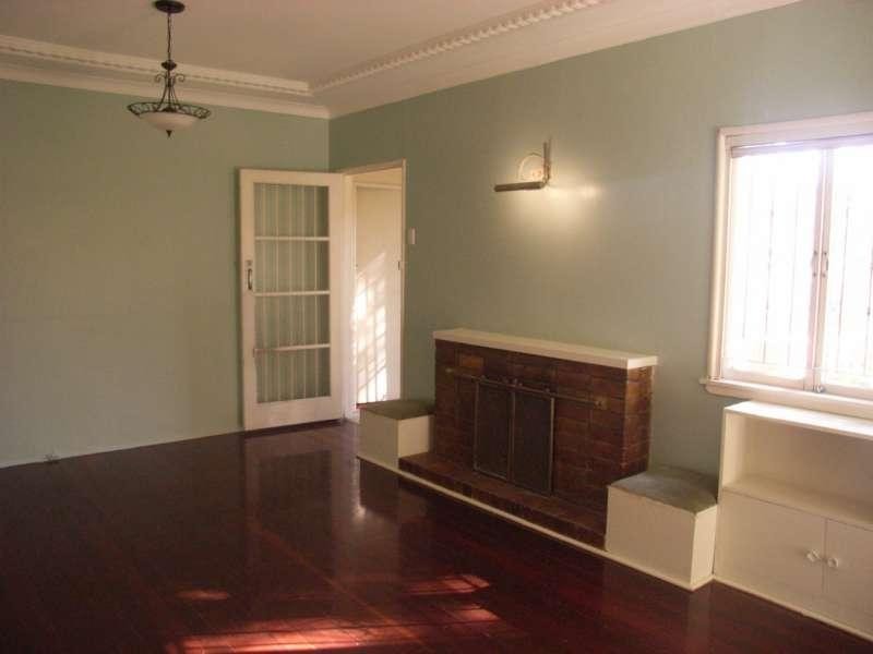 33 Nargong Street, The Gap QLD 4061