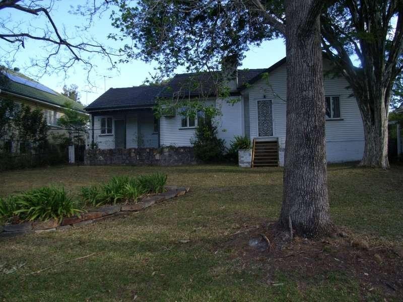 33 Nargong Street, The Gap QLD 4061