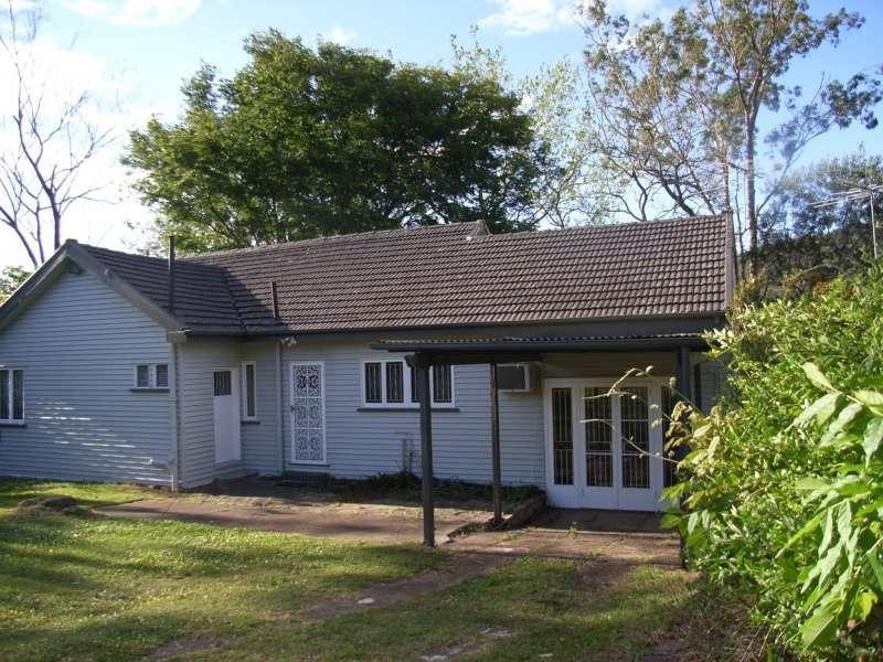 33 Nargong Street, The Gap QLD 4061