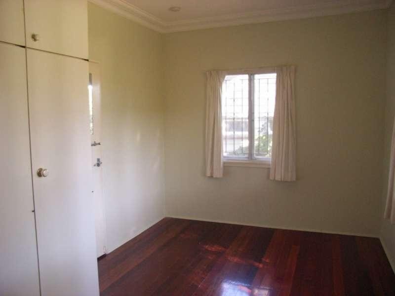 33 Nargong Street, The Gap QLD 4061