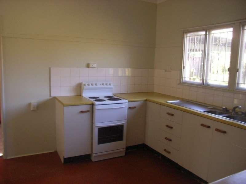 33 Nargong Street, The Gap QLD 4061