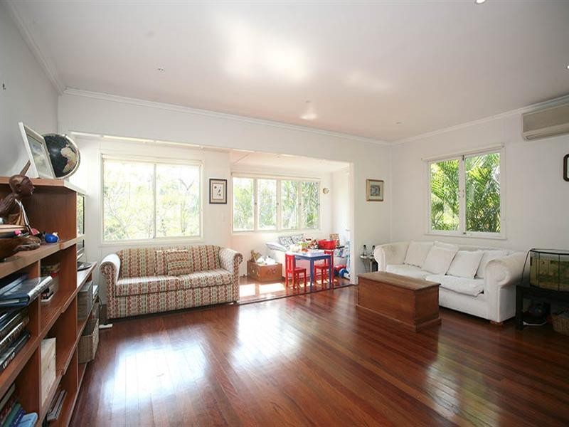 28 Eastment Street, Bardon QLD 4065