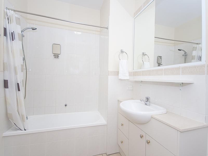 76/66 Dunmore Terrace, Auchenflower QLD 4066