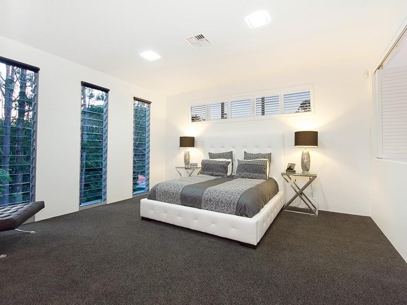 345 Simpsons Road, Bardon QLD 4065