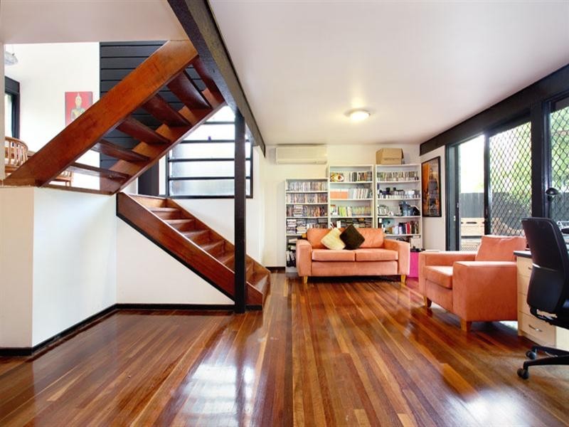 63 Twilight Street, Kenmore QLD 4069