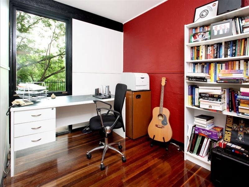 63 Twilight Street, Kenmore QLD 4069