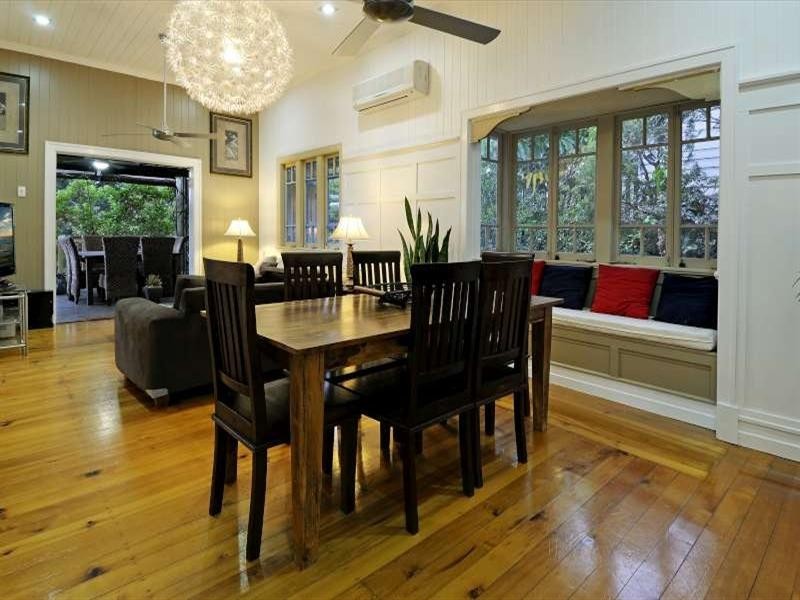 90 Jubilee Terrace, Bardon QLD 4065