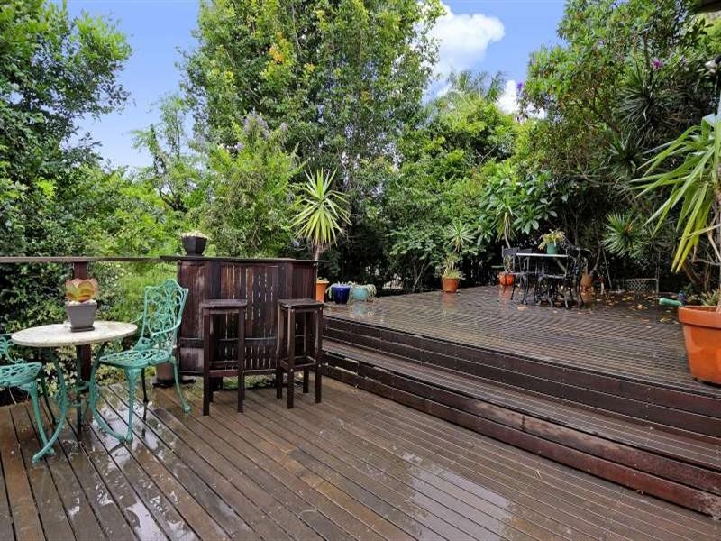 90 Jubilee Terrace, Bardon QLD 4065