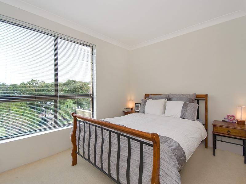 12/12 Bryce Street, St Lucia QLD 4067