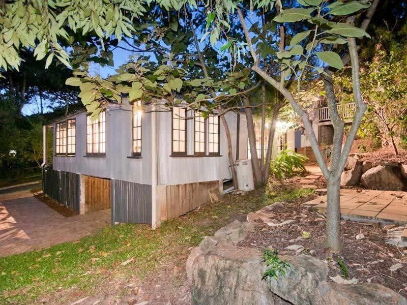 7 Carlyle Street, Red Hill QLD 4059