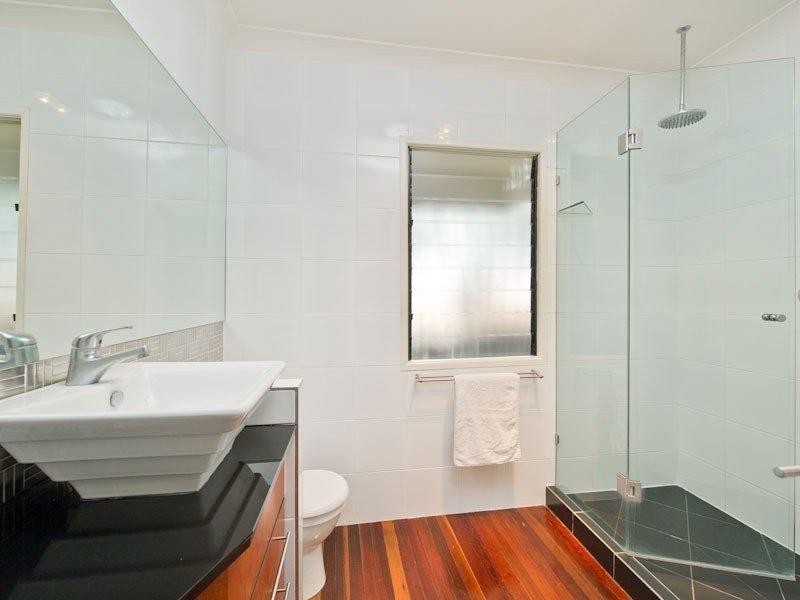 31 Soudan Street, Bardon QLD 4065