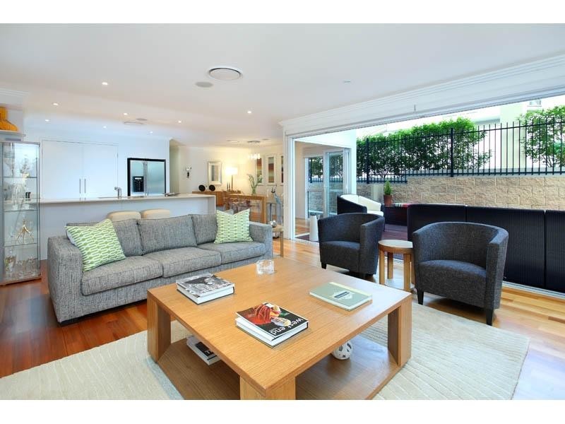 29 Brydon Street, Highgate Hill QLD 4101