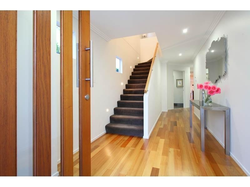 29 Brydon Street, Highgate Hill QLD 4101