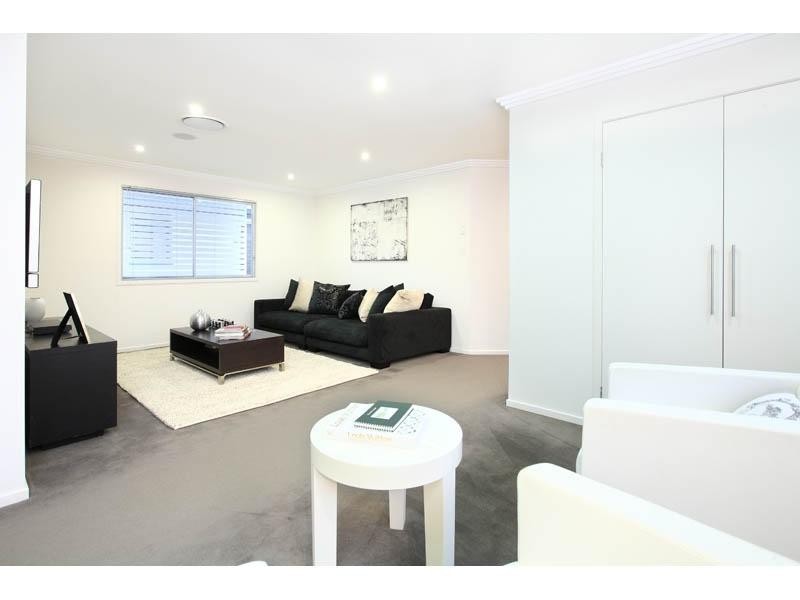 29 Brydon Street, Highgate Hill QLD 4101