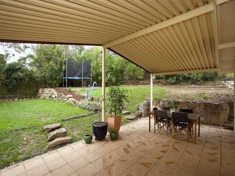 27 Bathurst Street, Red Hill QLD 4059