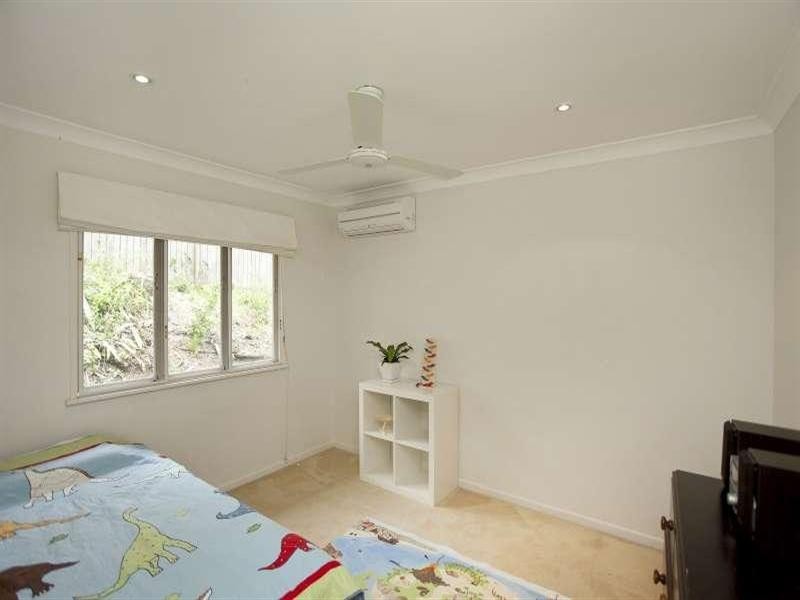 27 Bathurst Street, Red Hill QLD 4059