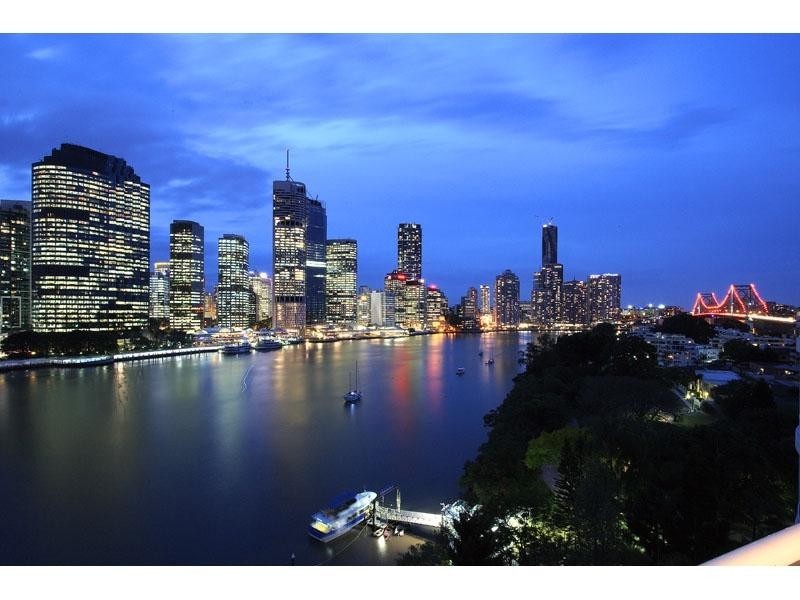 21 Pixley Street, Kangaroo Point QLD 4169