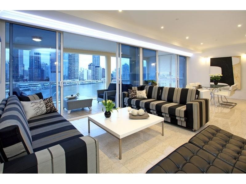 21 Pixley Street, Kangaroo Point QLD 4169