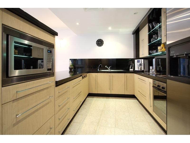 21 Pixley Street, Kangaroo Point QLD 4169