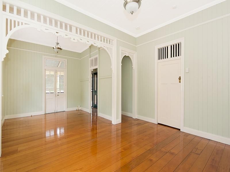 71 Coronation Street, Bardon QLD 4065