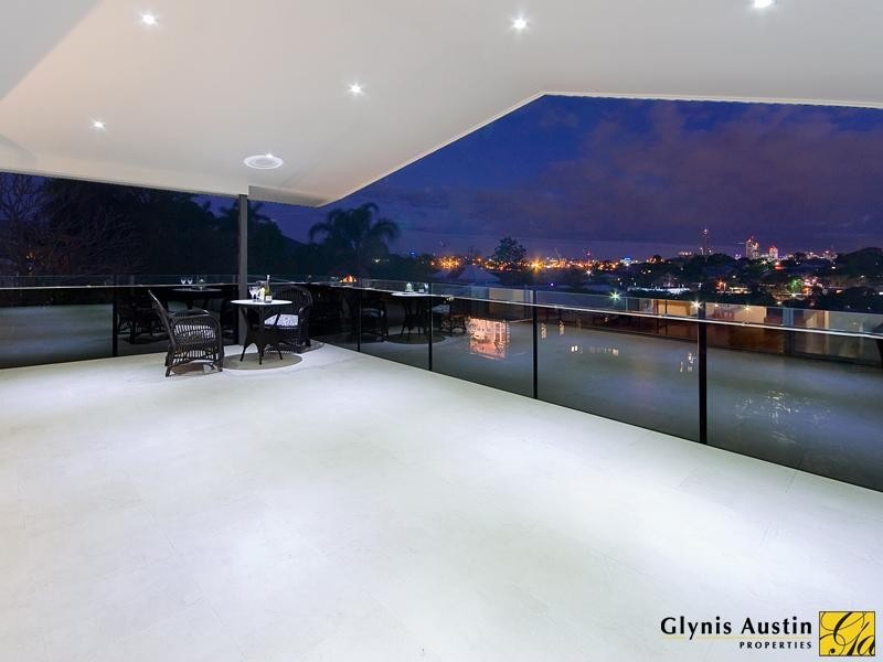 44 Constitution Road, Windsor QLD 4030