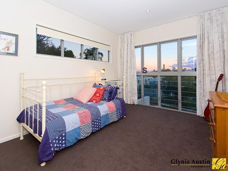 44 Constitution Road, Windsor QLD 4030