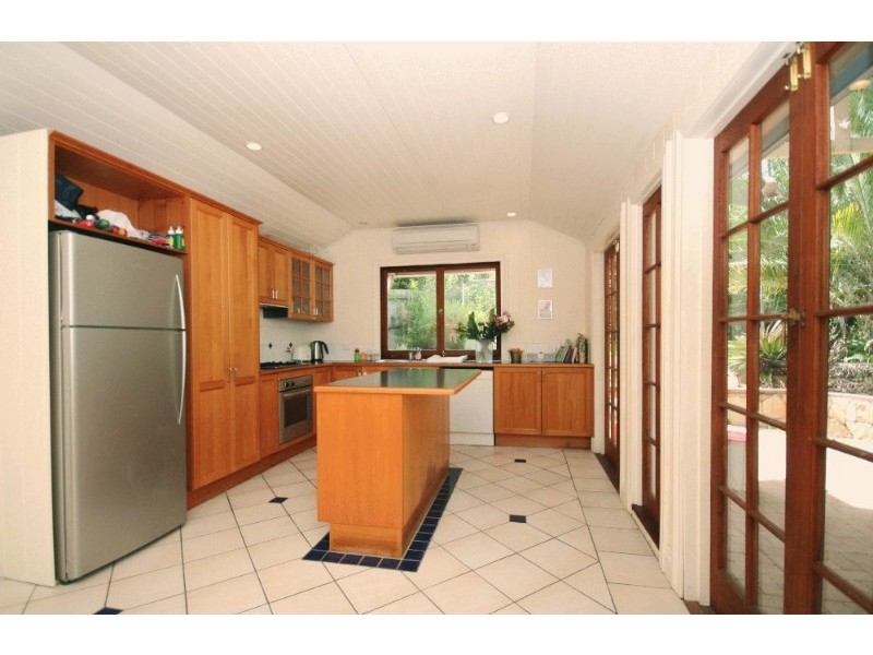 177 Empress Terrace, Bardon QLD 4065