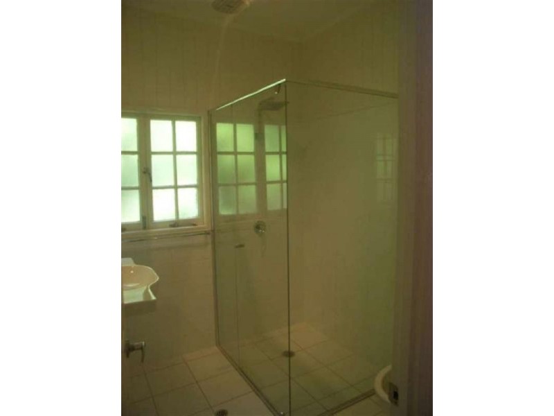 35 Torwood Street, Auchenflower QLD 4066