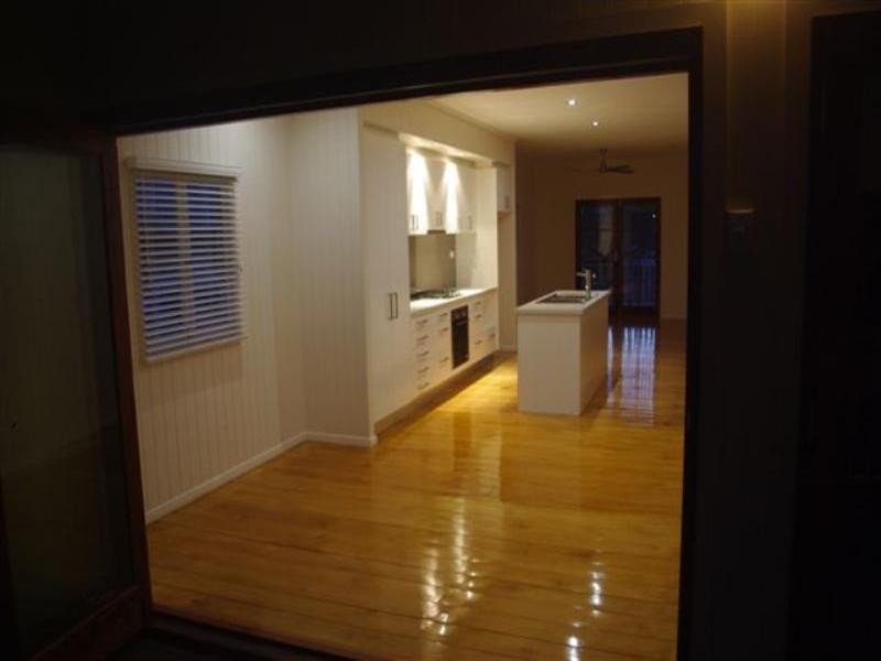 35 Torwood Street, Auchenflower QLD 4066