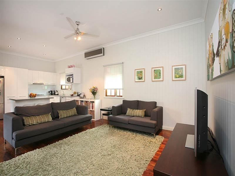 62 Siemon Street, Auchenflower QLD 4066