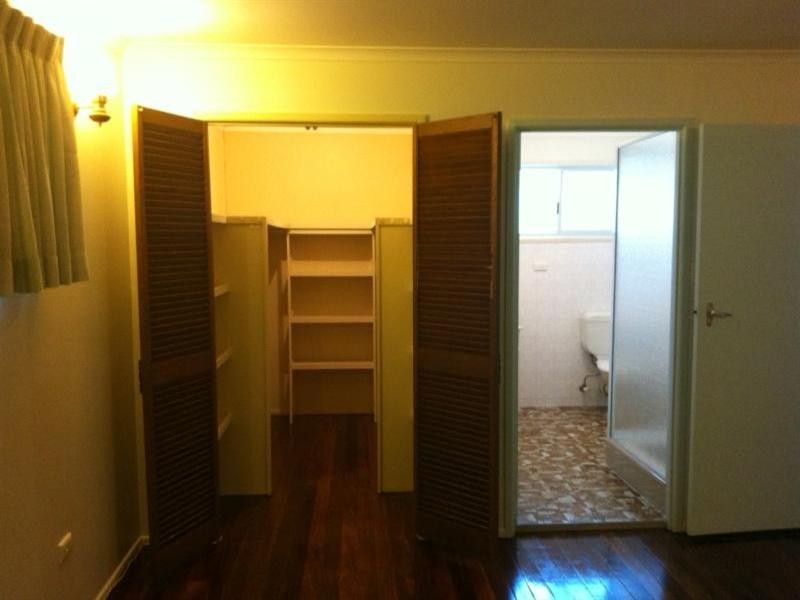 1 Arkin Street, The Gap QLD 4061